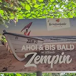 Ostsee-urlaub-zempin Direkt Am Kuestenwald, Nur Wenige Minuten Zum Strand, Optimal Fuer Paare Mit 1 Hund Bis 45 Cm Schulterhoehe Apartment Zempin
