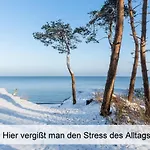 Ostsee-urlaub-zempin Direkt Am Kuestenwald, Nur Wenige Minuten Zum Strand, Optimal Fuer Paare Mit 1 Hund Bis 45 Cm Schulterhoehe Apartament *