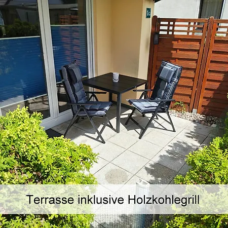 Apartman Ostsee-urlaub-zempin Direkt Am Kuestenwald, Nur Wenige Minuten Zum Strand, Optimal Fuer Paare Mit 1 Hund Bis 45 Cm Schulterhoehe Zempin