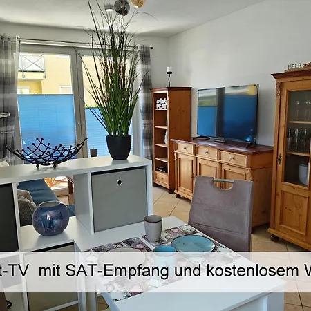 Ostsee-urlaub-zempin Direkt Am Kuestenwald, Nur Wenige Minuten Zum Strand, Optimal Fuer Paare Mit 1 Hund Bis 45 Cm Schulterhoehe *